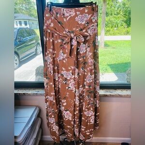 JODIFL Brown Floral High Waisted Tiered Palazzo Boho Pants Size Medium